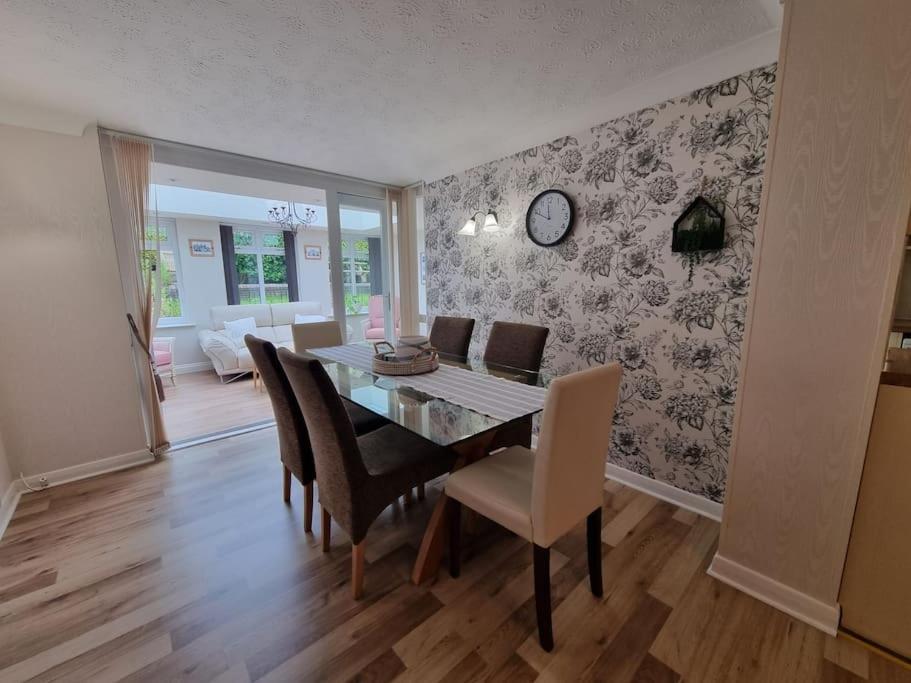 Charming Coastal Bungalow Cayton Εξωτερικό φωτογραφία